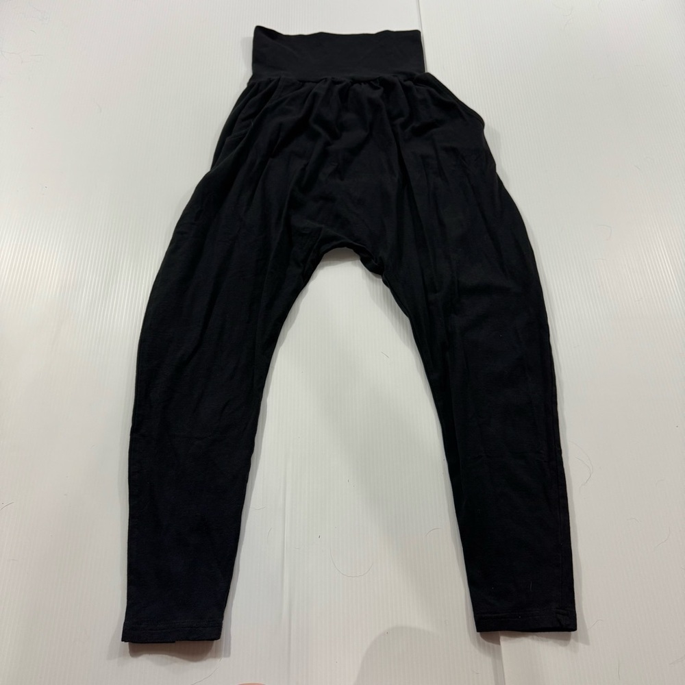 356.‎ Women’s Natalie Dancewear Black Harem Pants (M)